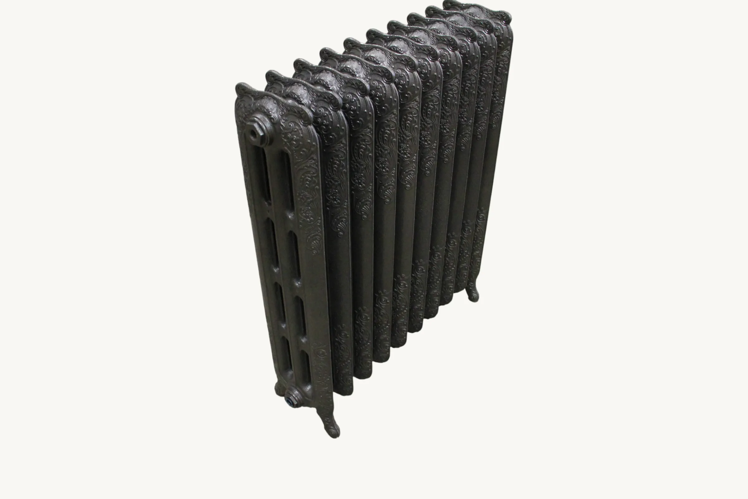 Radiateur en fonte noire à motifs en relief